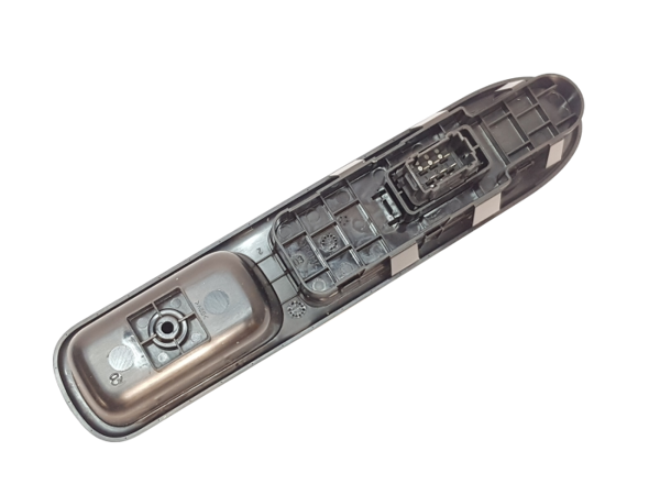 MAXTEL 18211032 | Peugeot 207-C3 Ön Sağ 6 Pin Autosuz