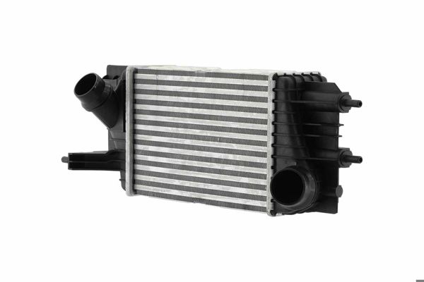 HELLA 8ML 366 470-771 | Turbo Radyatörü Intercooler Nissan Juke F15 1.5 DCI 2010-/ Pulsar 1.5 DCI 2014 -
