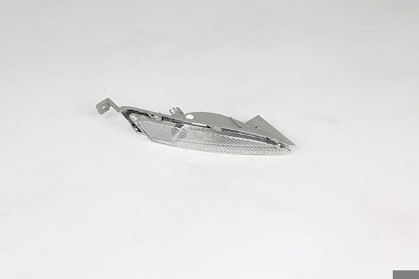 BSG 65-810-018 | Sinyal Lambası Sağ Tampon