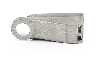 BSG 65-922-035 | Radyatör Bağlantı Braketı Alt