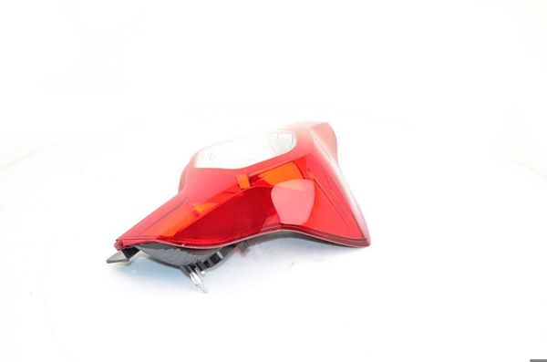 BSG 75-805-055 | Stop Lambası Sağ Duysuz