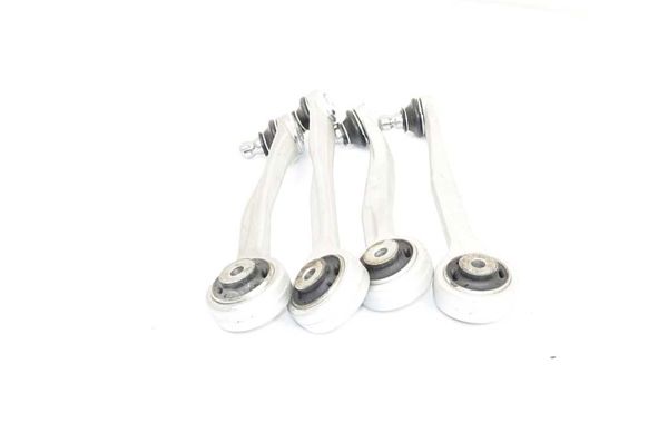 BSG 90-315-115 | Rotilli Kol Üst 4`Lü Set 8K0407509 / 8K0407510 (4Lü Kit)