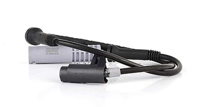 BSG 15-840-003 | ABS Sensörü Ön E38 97-00