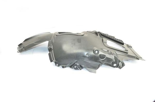 BSG 15-923-004 | Çamurluk Davlumbazı Ön Sol Uç Kısım