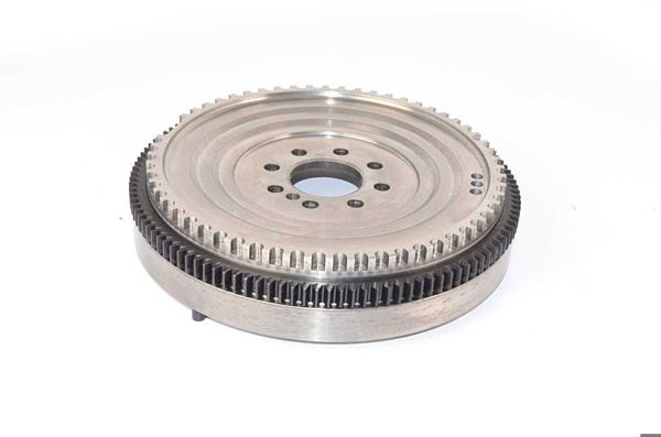 BSG 30-430-010 | Volan (7C11 7540 Bb Debriyaj Kullanılır) Sabit Göbek (Ö.Çeker)