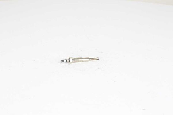 BSG 30-870-007 | Kızdırma Bujisi Wl81-18-601 / 18550-78E00 / 0K05418140