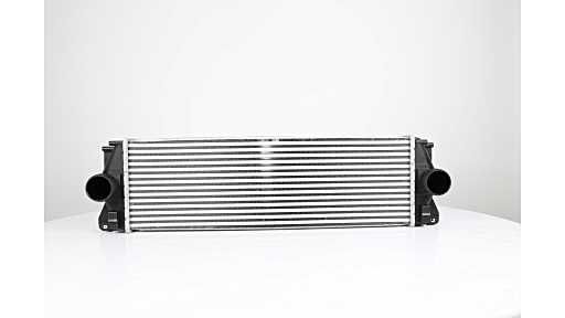 BSG 60-535-007 | Turbo Radyatörü  W906 Sprinter-Crafter M646 06-