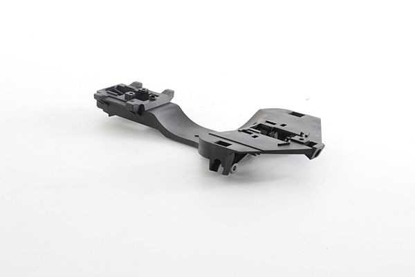 BSG 60-975-071 | Kapı Muhafazası Ön Sol