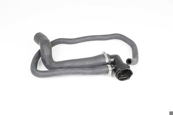 BSG 65-700-463 | Radyatör Hortumu Alt Çıkıs