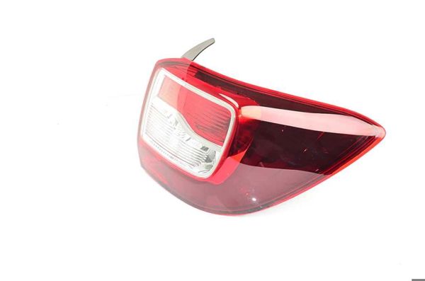 BSG 75-805-025 | Stop Lambası Sağ Duysuz (Füme)