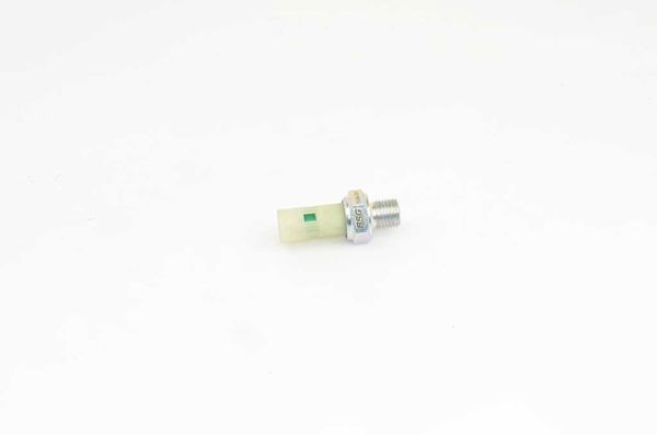 BSG 75-840-001 | Yağ Basınç Müşürü  Clio/Megan/Kango/Logan/R19/R21/R9 1.4 - 1.2 97-