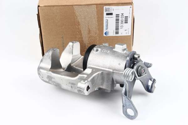IOE-OPEL 13390034 | Opel Insignia A Arka Sağ Fren Kaliperi Elektronik El Frenli 2012 Sonrası
