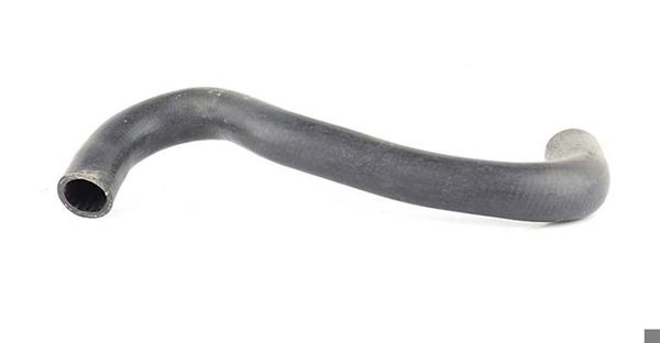 BSG 30-720-207 | Radyatör Hortumu Alt Manuel Şanzıman Benzinli