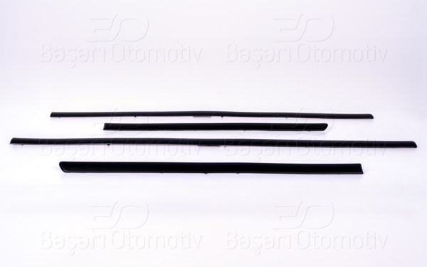 WISCO 1234456-00 | Kapı Çıtası Set Siyah VW Golf4 98-04