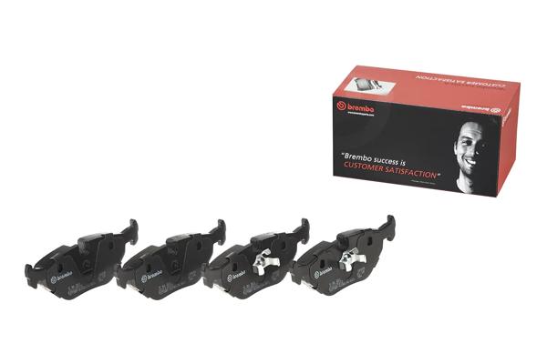 BREMBO P06011 | Fren Balatası Arka BMW E32 E34 E36