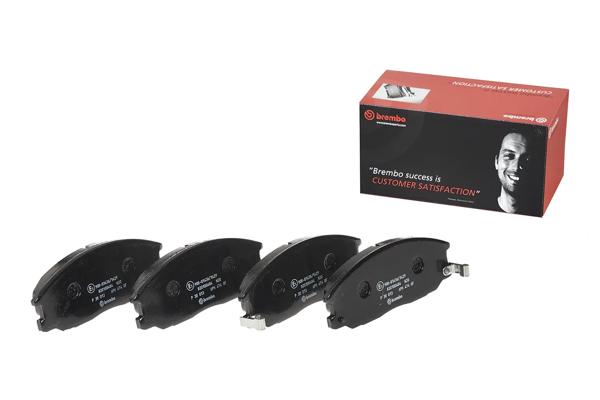 BREMBO P30013 | Balata Fren Ön-Ssangyong Actyon 08-12Kyron 08-12Hyundaı Santafe 01-06Trajet 01 Low-Met