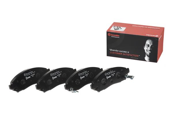 BREMBO P56096 | Fren Balatası Ön Nissan Navara 04-10 Patfınder 05-11 17 Jant