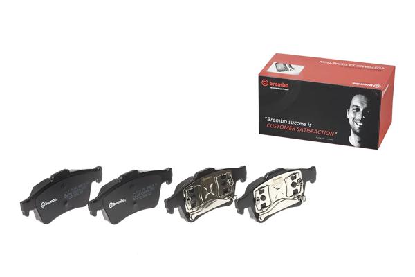 BREMBO P59044 | Fren Balatası Arka Ford Connect 02-, Renault Latitude Laguna II Megane II, Nissan Primera P12 03-