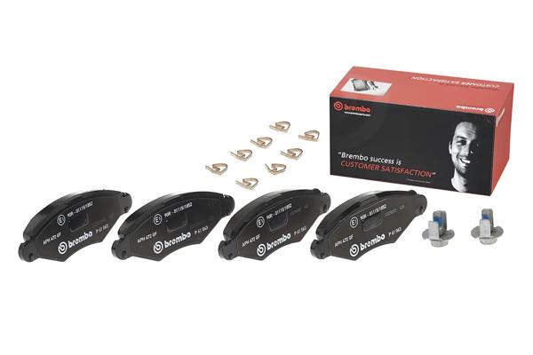 BREMBO P61063 | Fren Balatası Ön (Peugeot 206 1.4 1.4Hdı 1.6 01-Renault Kangoo 1.2 1.5 1.9) Low-Met
