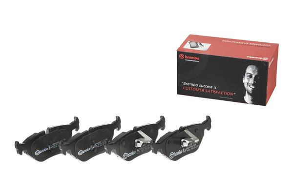 BREMBO P71006 | Fren Balatası Arka Low-Met Saab