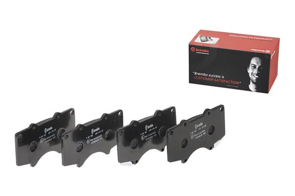 BREMBO P83102 | Fren Balata Ön-(Toyota Hilux 06-14 4×2 3.0 Vıgo / Hilux 15-/ 3.0 4Wd Revo Land Cruiser 02-3.0 D4d