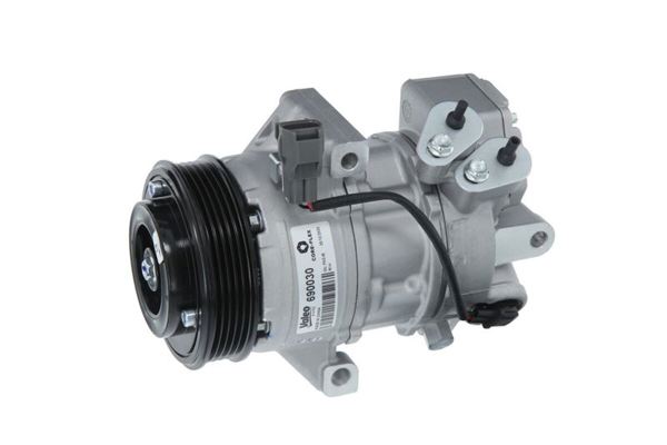 VALEO 690030 | Klima Kompresörü Mitsubishi Colt IV 04 > 12 Smart Roadster 03 > 05 Forfour 04 > 06