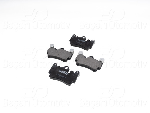 AUTOLUX 7L0698451B | Fren Balatası Arka VW Touareg Cayyene Q7 03 >