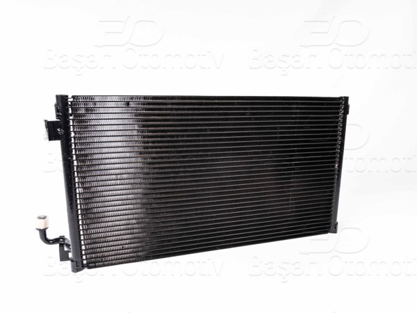 WISCO 3143069-00 | Klima Radyatörü Mt-At 584X305 mm Citroen Saxo 98 >