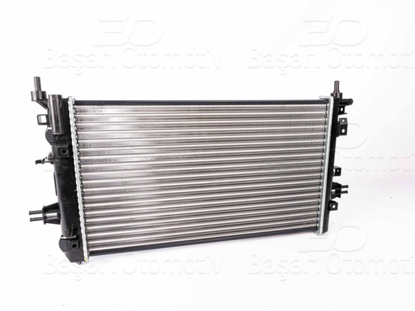 AUTOLUX 2113032-22 | Su Radyatörü Mekanik At 600X370 mm Opel Astra H Zafira B 1.6 1.8 04 >