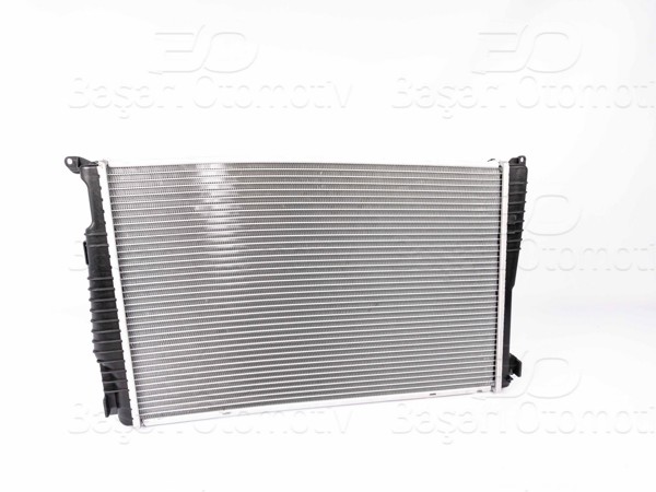WISCO 3114027-00 | Su Radyatörü Brazing Mt 600X388x32 BMW X3 (F25) 1.8D-2.0D-2.0İ 10-17