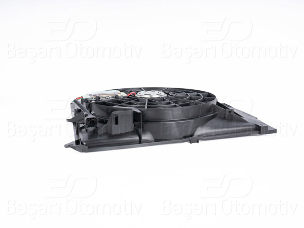 WISCO 3114825-00 | Fan Motoru Davlumbazlı (420mm-3Fıs-400W-7Kanat) BMW E46 390W