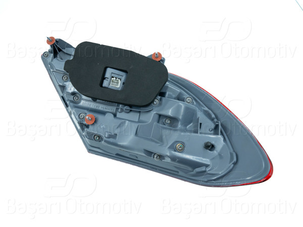 OEM A2139067800OE | Stop Sağ Mercedes-Benz E-Serisi W213 16-19