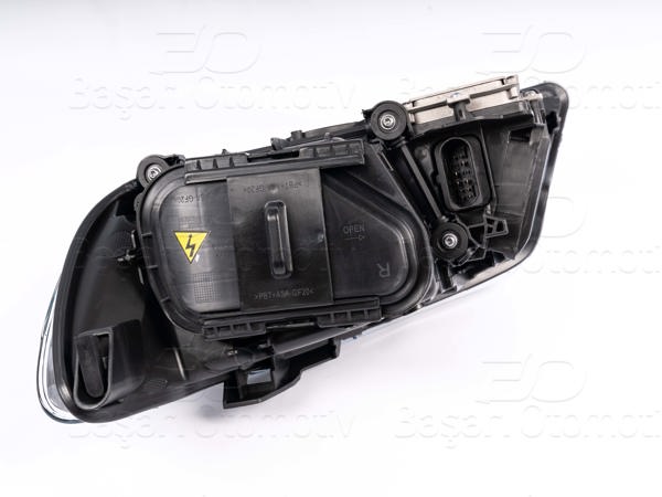 WISCO 1243127-00 | Far Sağ Bı-Xenon Led Viraj Aydınlatmalı Beyınlı Audi Q7 10-15