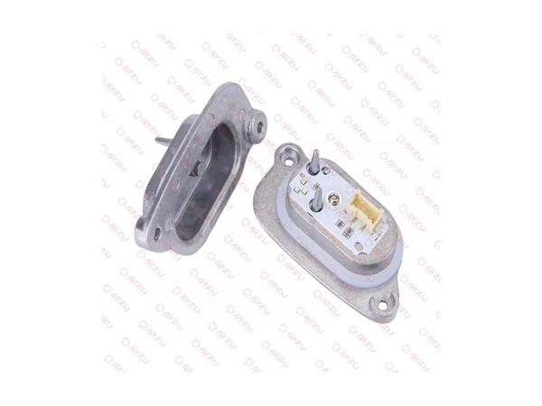 İTHAL 8V0998474 | Far Kontrol Ünitesi Audi A3 Sağ